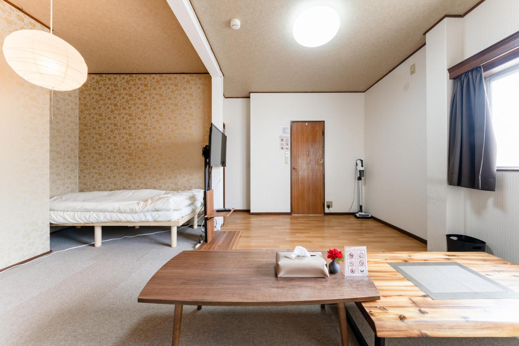 Apartamento 新小岩 浅草スカイツリー秋葉原舞浜アクセス便利成田空港直通最大15名宿泊可能
